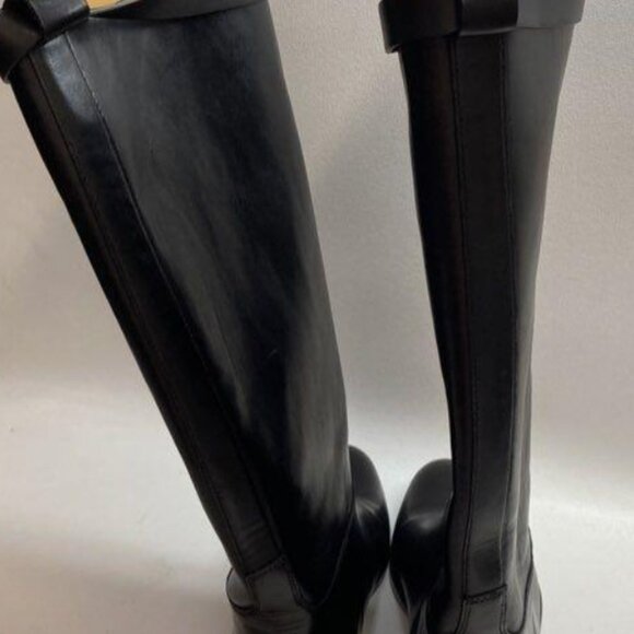 Hermès Jumping Boots Black Leather – Kelly Buckle – Size 37 – $3,175 Retail - Picture 5 of 11
